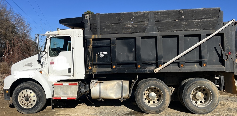 2007 KENWORTH T300 - Image 2